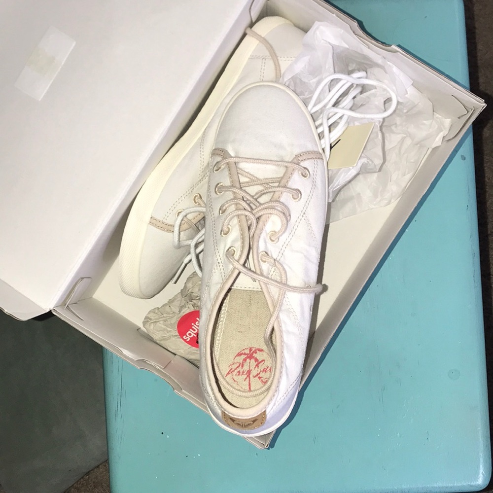 Roxy white tennis shoes